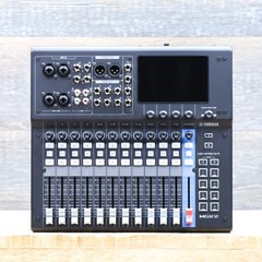Yamaha MGX12 Digital Mixing Console 18-Channel DSP Processor 16-Track Recorder