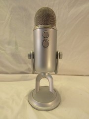 Blue Yeti Ultimate USB Silver Microphone for Professional Recording