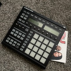 Native Instruments Maschine MK1 Sampler & Sequencer, 16 Pads, Pad Triggers