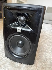 JBL 305P MkII Powered Studio Monitor – 5” Active Speaker – Professional Audio