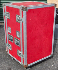 Used Anvil Case w/ Covers that Attach and Convert to Tables