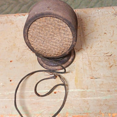 Vintage Round Grille External Speaker with Cloth Grille and Attached Cable