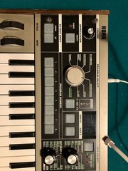 Korg MICROKORG Analog Modeling Synthesizer with Vocoder