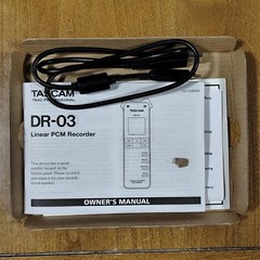 Tascam DR-03 Digital PCM Recorder WORKS comes with 2GB CD Card