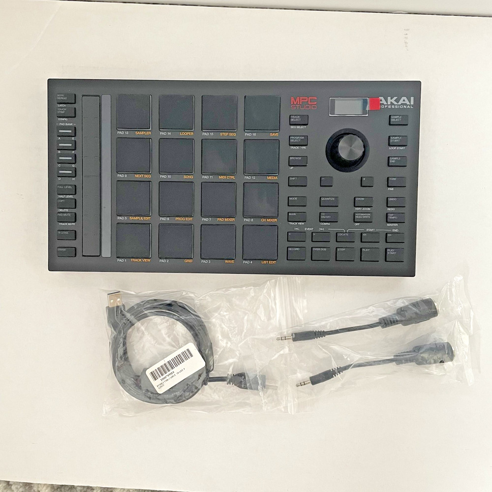 Akai Professional MPC Studio MIDI Music Production Controller – OPEN BOX