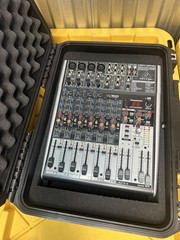 Behringer Xenyx X1204USB 12-Input Mixer USB Audio Interface With Hard Case