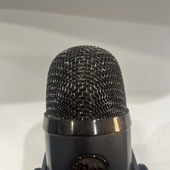 Blue Yeti X Professional Condenser USB Microphone A00104 888-000313 w/New Cord