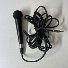 Live Wire Advantage 15’ Microphone Cable + Digital Reference DRV100 Dynamic Mic