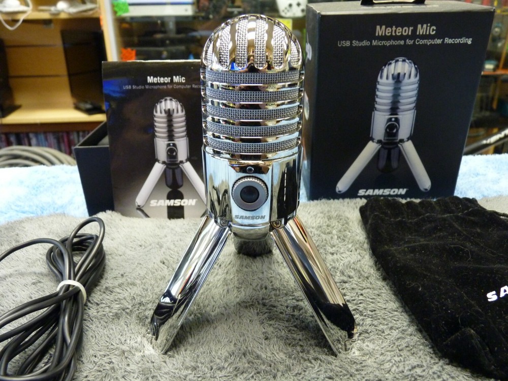Samson Meteor Mic USB Studio Condenser Microphone For Home Recordings Podcasting