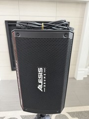 Alesis Strike Amp 8 8″ Active Powered PA Speaker 2000W RMS Black XLR/TRS