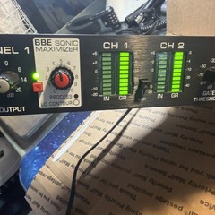 BBE MaxCom Dual Channel Compressor/Limiter/Gate w/ Power Cord