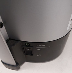 Front Row Portable PA Speaker Only Powers on