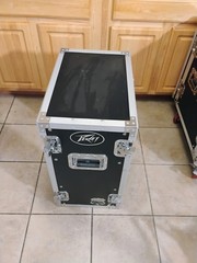 Peavey 14u Flight/Road-Ready Aluminum Rack Case for Rack Gear, Black/Silver