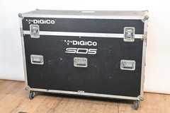 DiGiCo SD5 Digital Mixing Console w/ Waves Card, ST Optical & Road Case CG01GCW