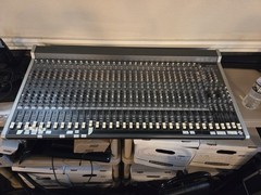Mackie 32.8 Analog Mixing Console Tabletop Live/Studio Mixer Board