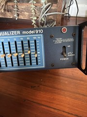 Neptune Graphic Equalizer 910 Vintage Rack Black& Blue Works Electronics USA