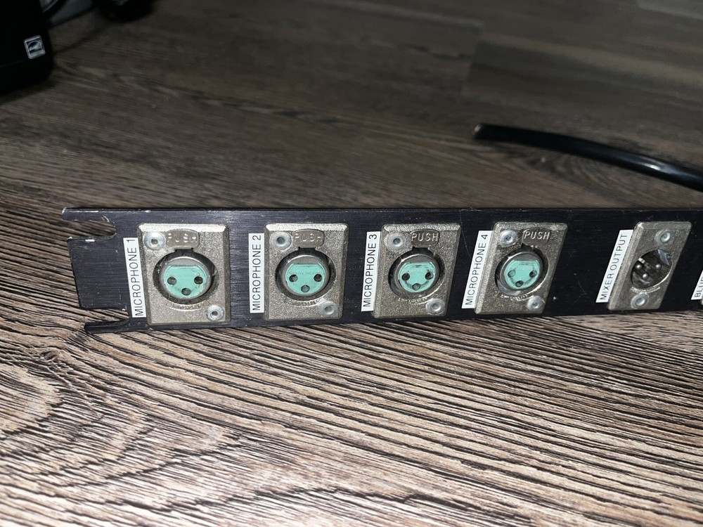 1RU Custom Broadcast Interface Panel w/ Switchcraft XLR A Power 1 U 1 RU