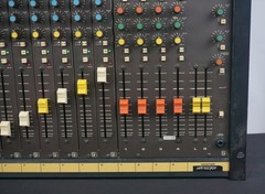 Soundcraft Series 200 Vintage 7 Channel Analogue Mixer – 240V – Serviced!