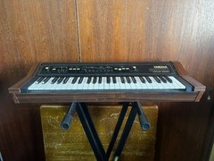 Yamaha SK10 combo-keyboards synthesizer, organ, brass and string w/ case