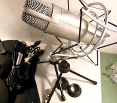 2 Two SAMSON C01U Studio Condenser Microphones w/ Stands, Shock Mounts, Working