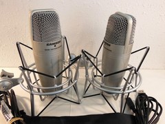 2 Two SAMSON C01U Studio Condenser Microphones w/ Stands, Shock Mounts, Working