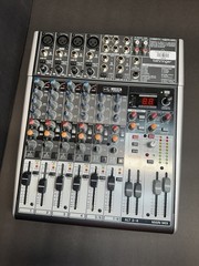Behringer Xenyx X1204USB 12-Input Mixer USB Audio Interface With Hard Case