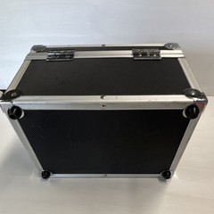 Black/Silver Aluminum Microphone Case w/ Carry Handle & Latches 11×8 in