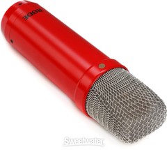 Rode NT1 Signature Series Condenser Microphone with SM6 Shockmount and Pop