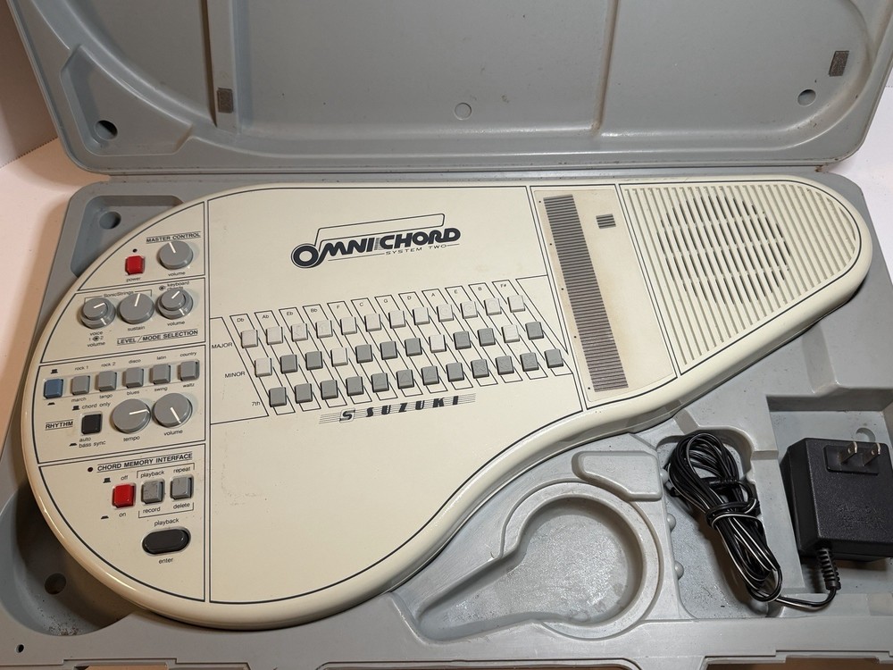 Suzuki Omnichord System Two Model OM-84 In Case With Power Cord Works Read!!