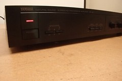 YAMAHA SR-50 Natural Sound Surround Processing Amplifier 25W Per Channel 8 Ohms