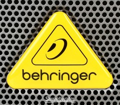 Behringer Eurolive B115D 1000W 15 inch Powered Speaker
