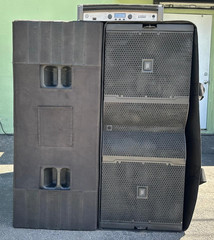 (2) JBL VTX G28 Dual 18″ 8000W Subwoofer (1) CROWN 12000HD AMP (TRUEHEARTSOUND)