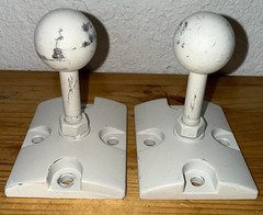 Pair Of JBL 179-00002-00 179-00002-01 Ball Mounts for Control 25 and 28 Speakers