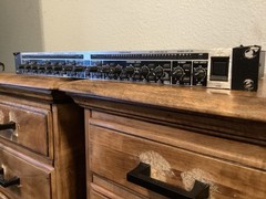 Behringer MDX2600 Composer Pro-XL 2-Channel Vocal Compressor Dynamics Processor