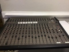 Peavy MD-II 16×2 Mixer Stereo Mixing Console
