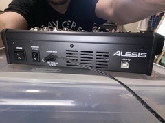 Alesis MultiMix 8 USB FX 8-Channel Mixer Recording Interface