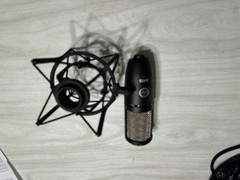 AKG P220 Studio Condenser Microphone (Used)