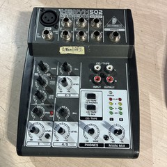 BEHRINGER XENYX 502 5-INPUT 2-BUS MIXER