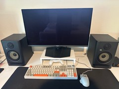 KRK RP5G5 ROKIT 5 Generation Five 5″ Powered Studio Monitor Pair