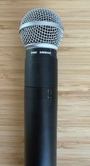 Shure L2 SM58 Dynamic Wireless Microphone (L2-AG) + OEM Holder *USED* POWERS ON!