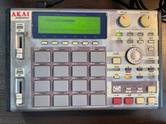 AKAI MPC1000 – Custom Metal Facade (See Desc.)