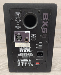 M-Audio BX5 D2 Powered Speaker Pair Monitor Speakers Tested Working READ