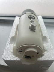 Blue Microphones Yeti USB Microphone – Whiteout Just Microphone Untested