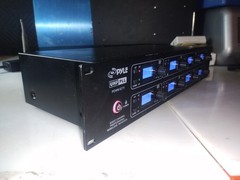 Pyle UHF PLL PDWM 8880 Eight channel professional wireless receiver