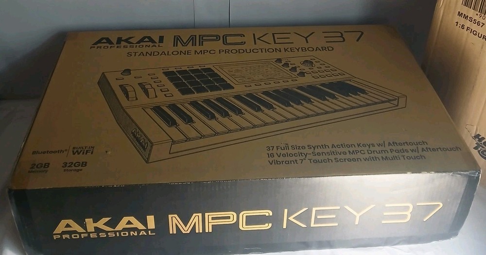 Akai Professional MPC Key 37 (37-Key Keyboard Synth – 1st Gen) New In Sealed Box