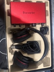 Focusrite Scarlett 2i2 4th Gen Audio Interface