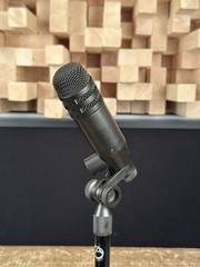 Vintage Yamaha MZ204 Cardioid Dynamic Microphone Pair. MZ-204 MZ 204