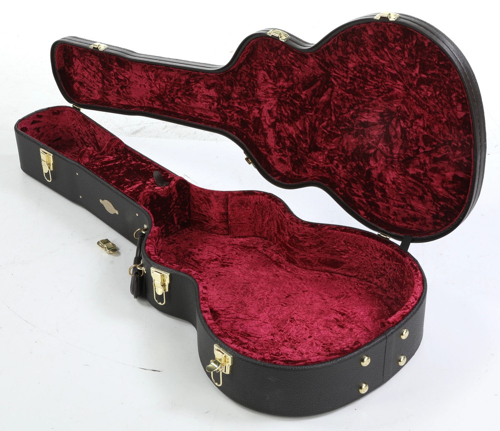 Taylor Deluxe Hardshell Grand Auditorium Case – Brown / Red