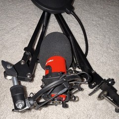 ZINGYOU ZY-007 Red Condenser Microphone Wired Adjustable Stand Mounting Plate