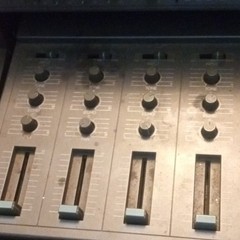Yamaha MT44 4-Track Cassette Analog Recorder Analog In/Out Console/Tabletop